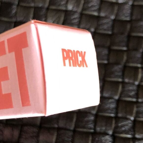 JEFFREE STAR - 🎉HP x 5🎉NWT- Velvet Trap Matte Lipstick “Prick” - Coral Orange - Picture 5 of 11